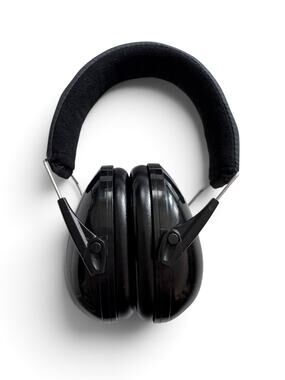 Snug noise-cancelling ear protection for toddlers/children